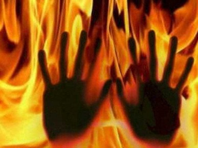Bihar_News_Today_Khagaria_20_Year_Old_Girl_Suicides_By_Burning_Herself.jpeg