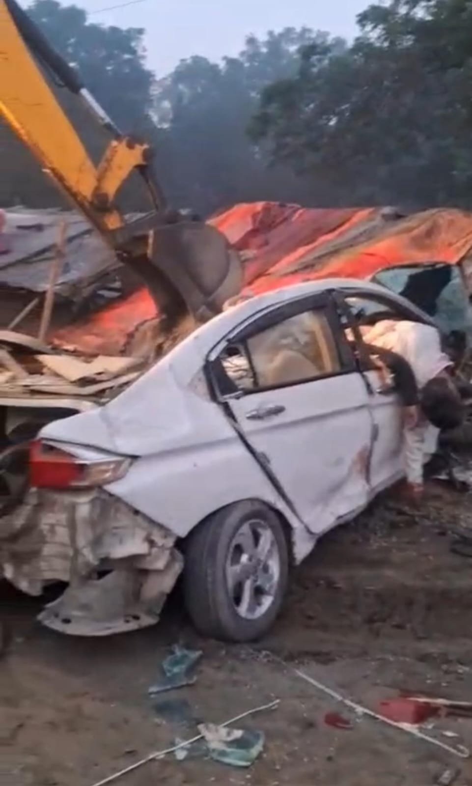 Bihar_News_Today_High_Speed_Truck_Crashed_Into_A_Car_With_4_People_In_It_And_They_Died_On_Spot.jpeg
