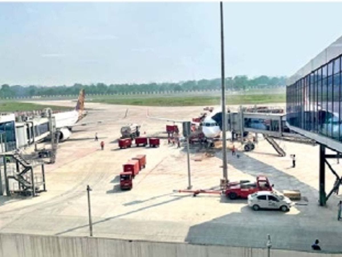 Bihar_News_Today_News_Aerobridge_To_Be_Start_At_Patna_Airport_From_Today_Onwards.jpeg