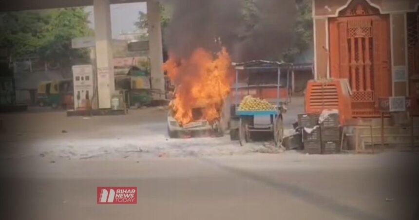BiharNewsToday_jehanabad car fire