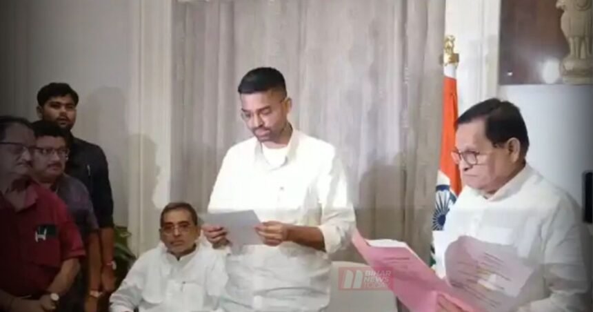 BiharNewsToday_deepak-prakash-takes-oath
