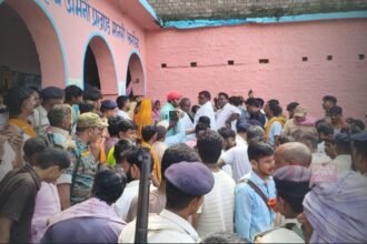 BiharNewsToday_khagaria-school-staircase-collapse