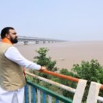samrat-choudhary-inspects-rising-ganga-water